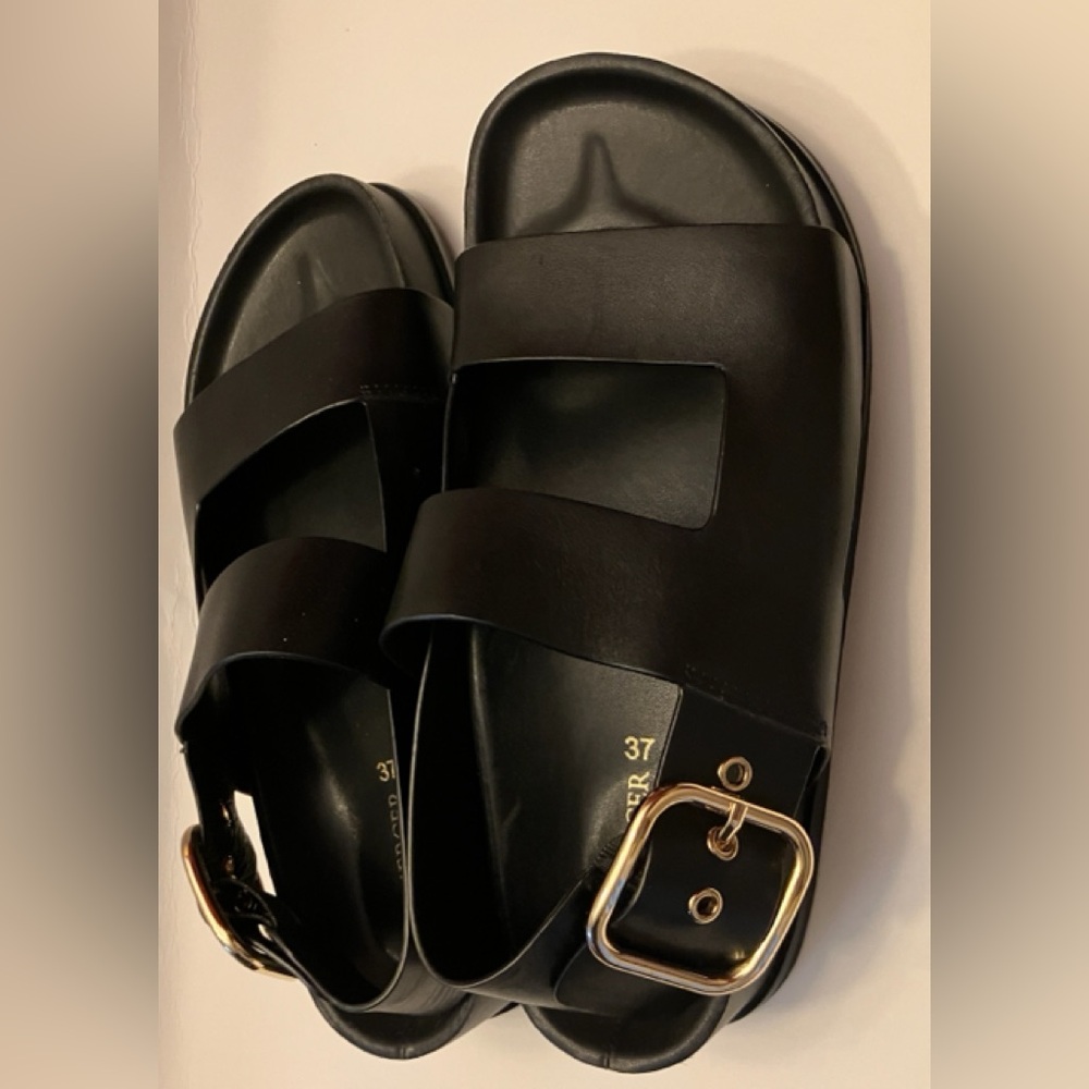 Jo Mercer Black Sandals with Gold buckle, Size 37, Excellent preowned condition